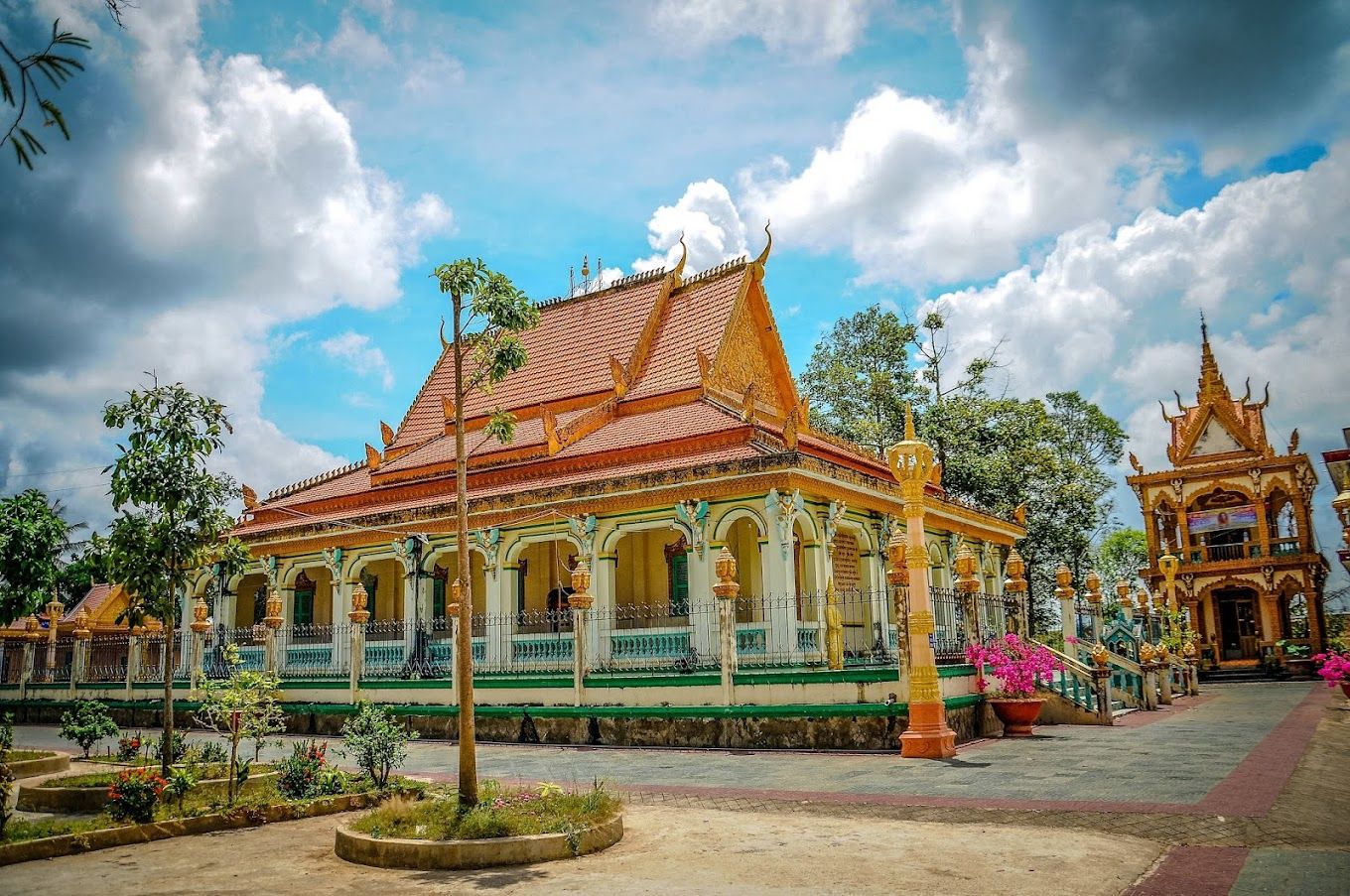 Chùa Phnô Sanke Thmây (Chùa Mé Láng)